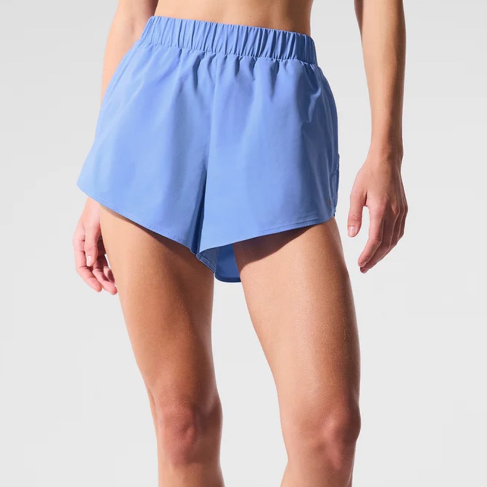 NWT ALO Playmaker Dolphin Short - Size L